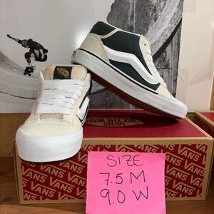 Vans Knu Mid sz 7.5 Men’s 9.0 Women’s